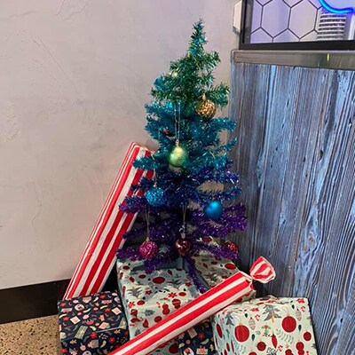The tree and gifts