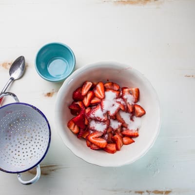 Step 6 - Strawberries and sugar in a bowl