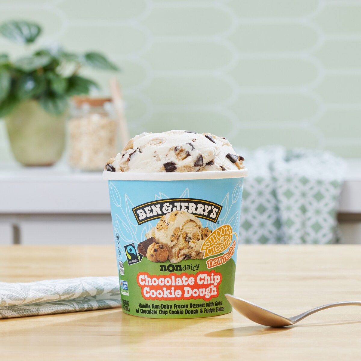 Chocolate Chip Cookie Dough Oat Non-Dairy - Pint 6 / 6