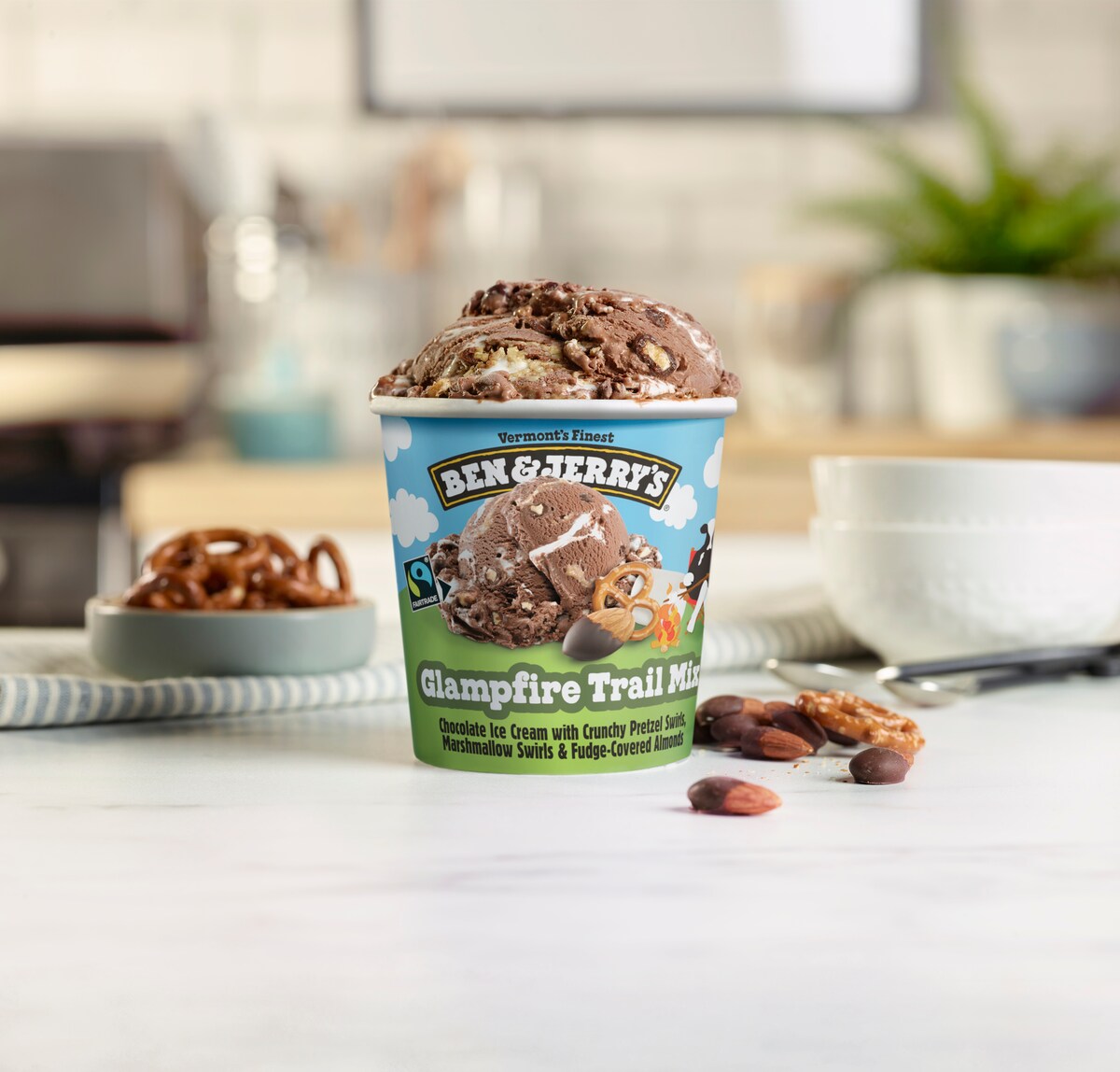 Glampfire Trail Mix Ice Cream - Pint 3 / 4