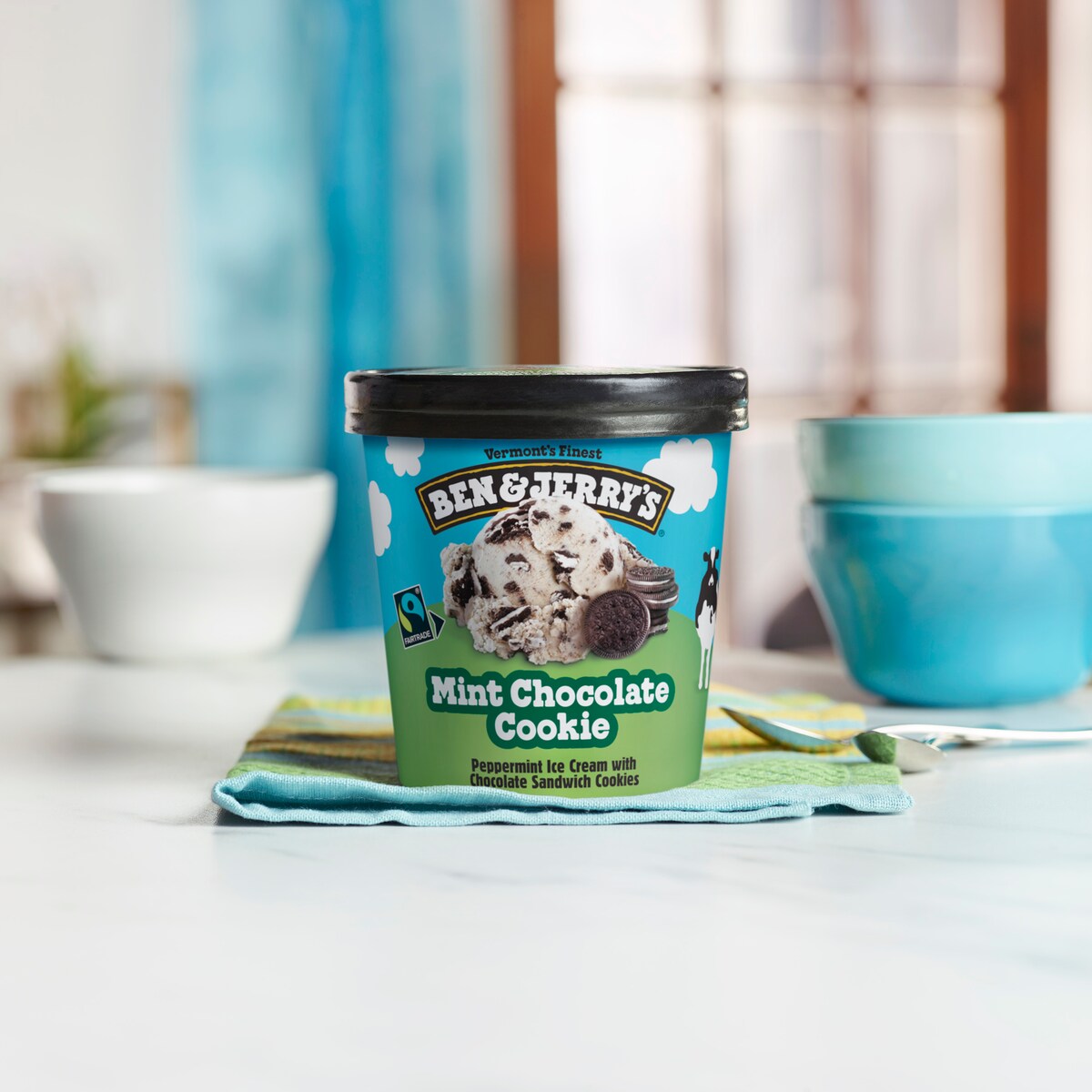 Mint Chocolate Cookie Ice Cream - Pint 4 / 5