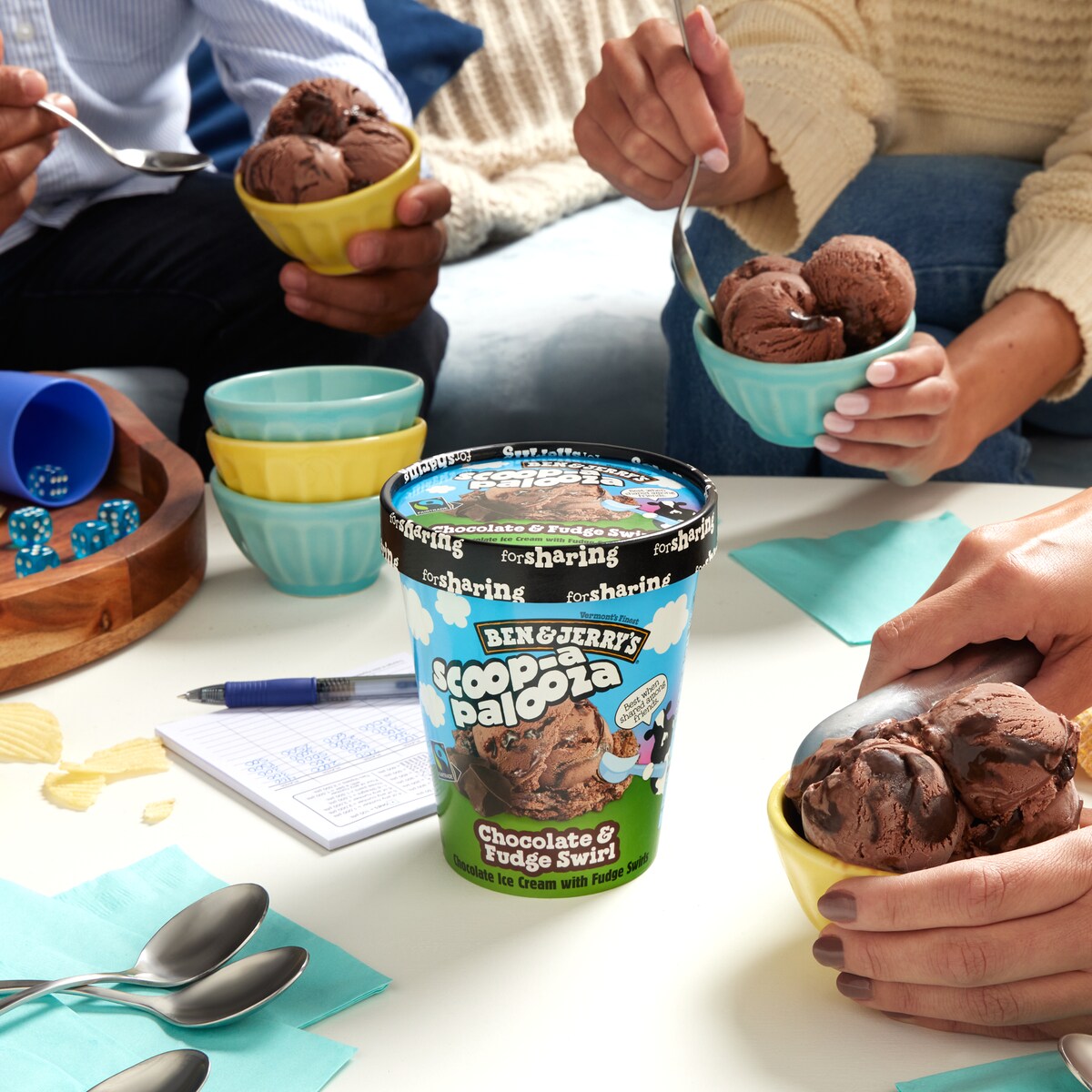 Chocolate & Fudge Swirl Scoop-apalooza - 28oz 2 / 8