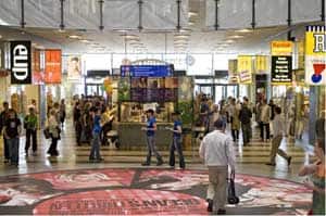 10_Finland-mall.jpg