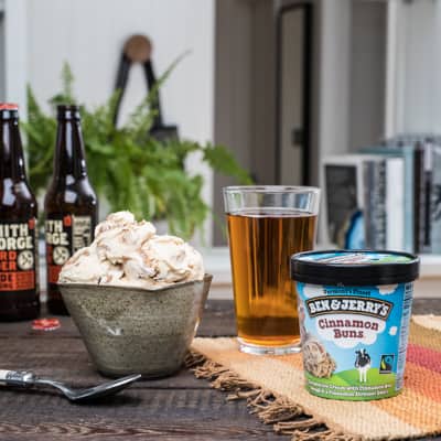Hard Cider with Cinnamon Buns
